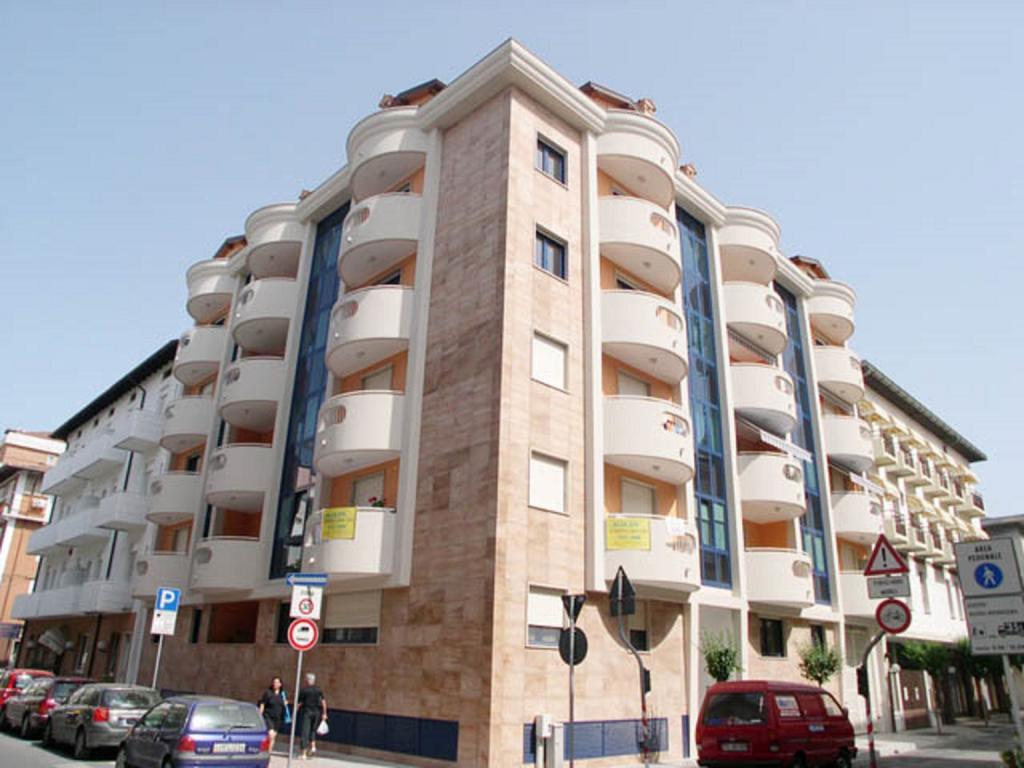 Residence Mirage Градо Стая снимка